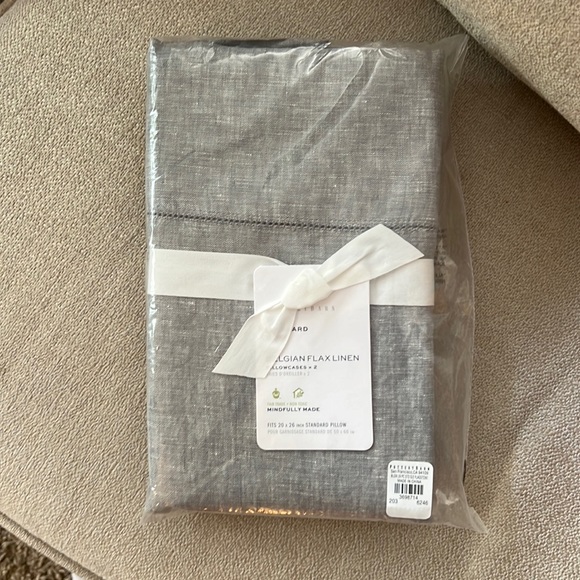 Pottery Barn Bedding Pottery Barn Pillow Cases Poshmark